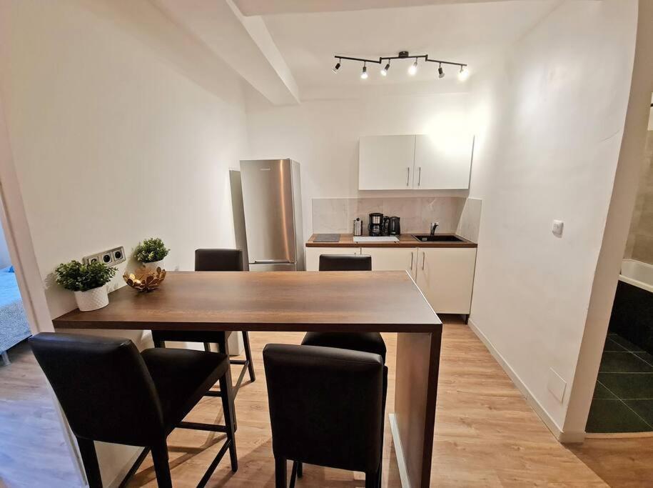 Gregbnb - T2 Design 43M2 - Toulon Est - Wifi Fibre - N2 Exteriör bild