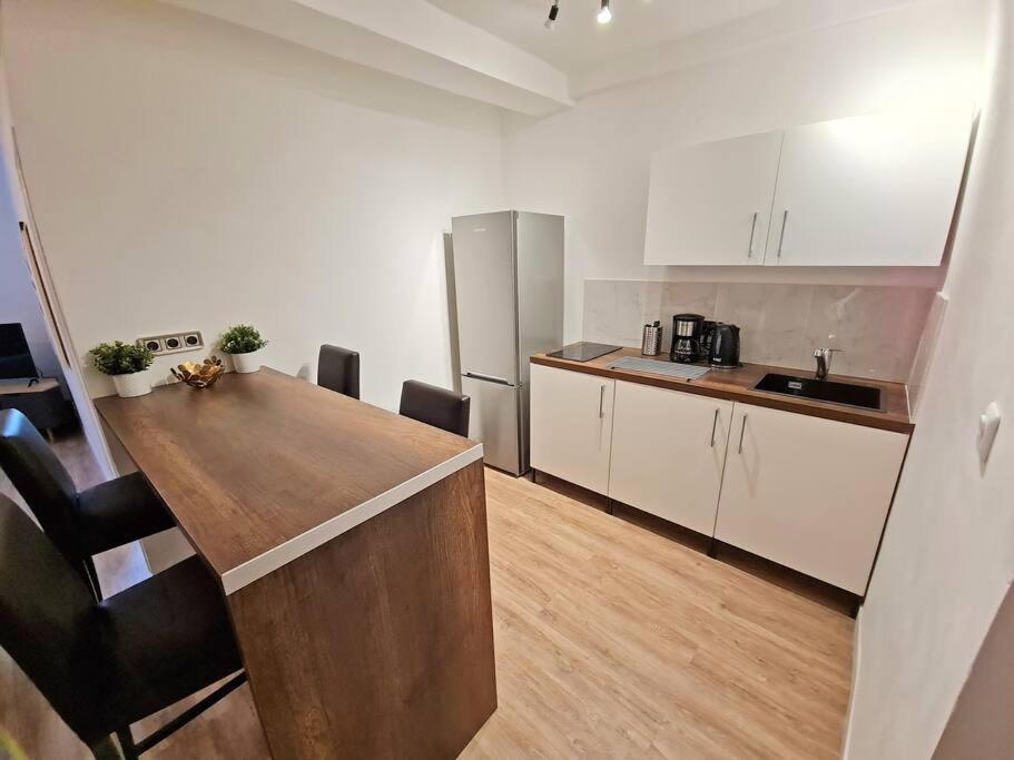 Gregbnb - T2 Design 43M2 - Toulon Est - Wifi Fibre - N2 Exteriör bild