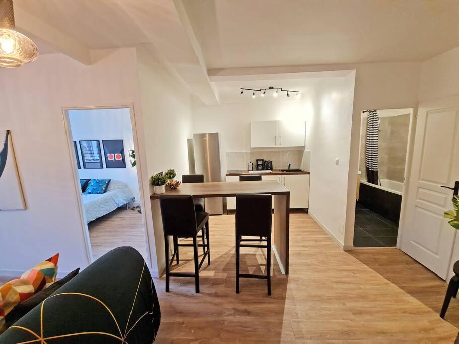 Gregbnb - T2 Design 43M2 - Toulon Est - Wifi Fibre - N2 Exteriör bild